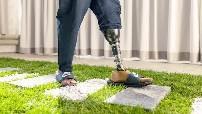 1C59 gait-uneven_JA-JP