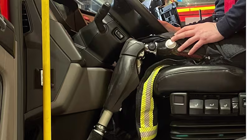 B2B News image close up | Firefighter Christian Genium X3