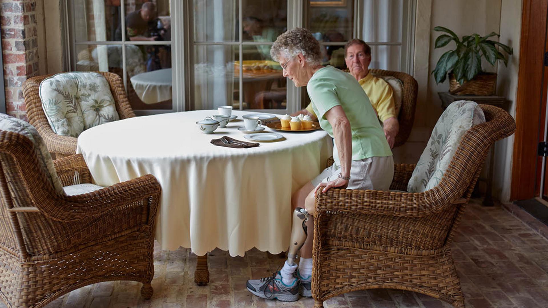 義足コンピューター制御膝継手Kenevoケネボ 座位アシスト