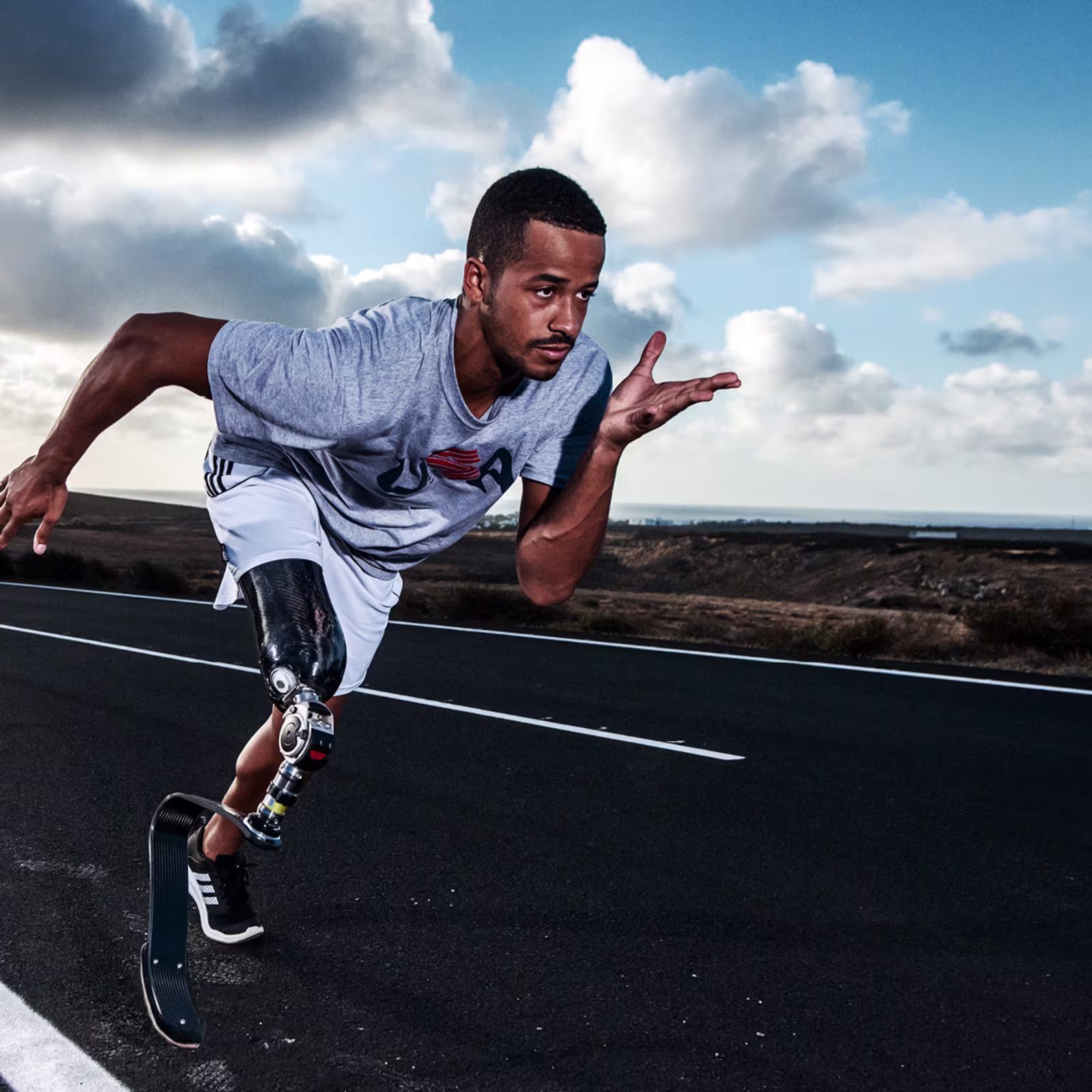 01 Header Opener--169-col(2446110) en