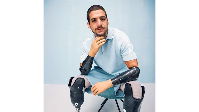 Ottobock user Davide with his MyoHand VariPlus Speed prosthetic hands.