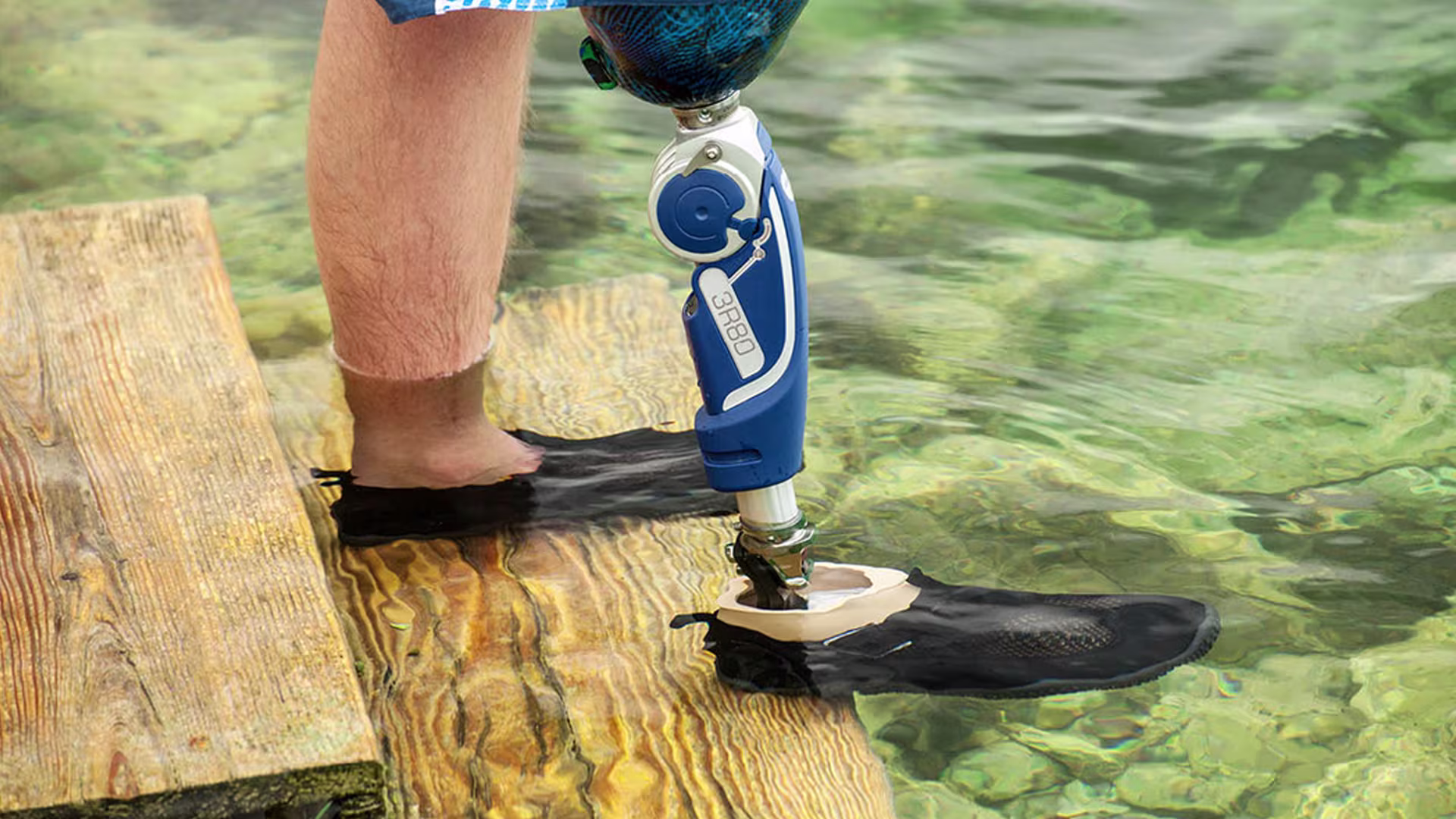 義足3R80ロータリー油圧膝継手 防水