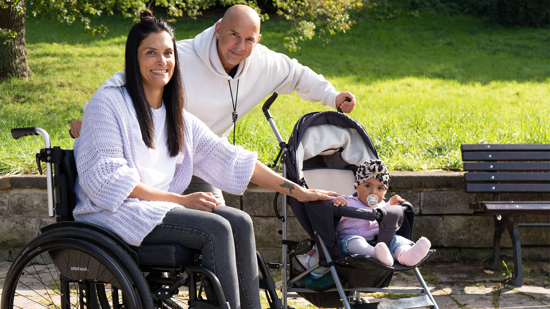 Motus Rollstuhl, Corina Landgraf und Familie