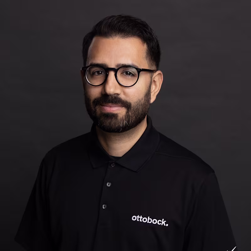 Jaime Perez-Pineda headshot