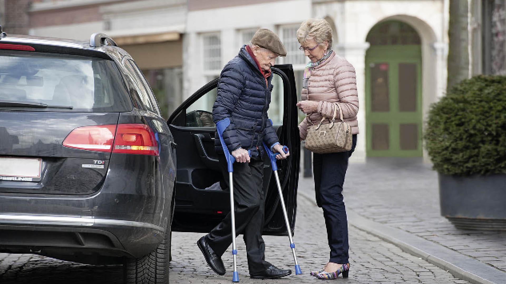 義足足部 1C11テリオンソフト 低活動向け低床カーボン＆ガラス繊維足部