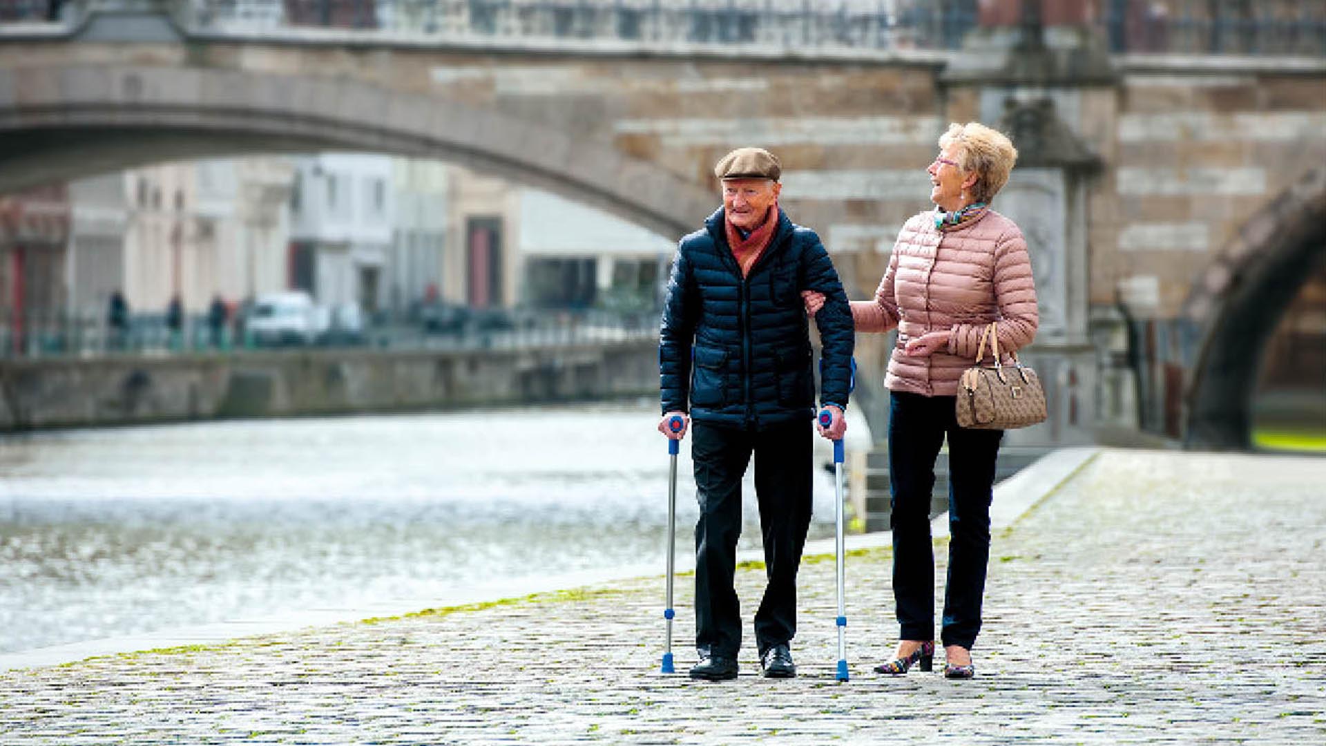 義足足部 1C11テリオンソフト 低活動向け低床カーボン＆ガラス繊維足部