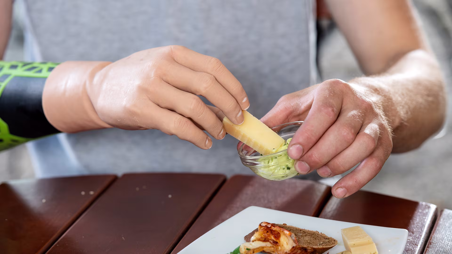 FirstSpiritExport,OBISCM-1557,web_site,prosthetics_2,upper_limb_1,prosthetic_gloves