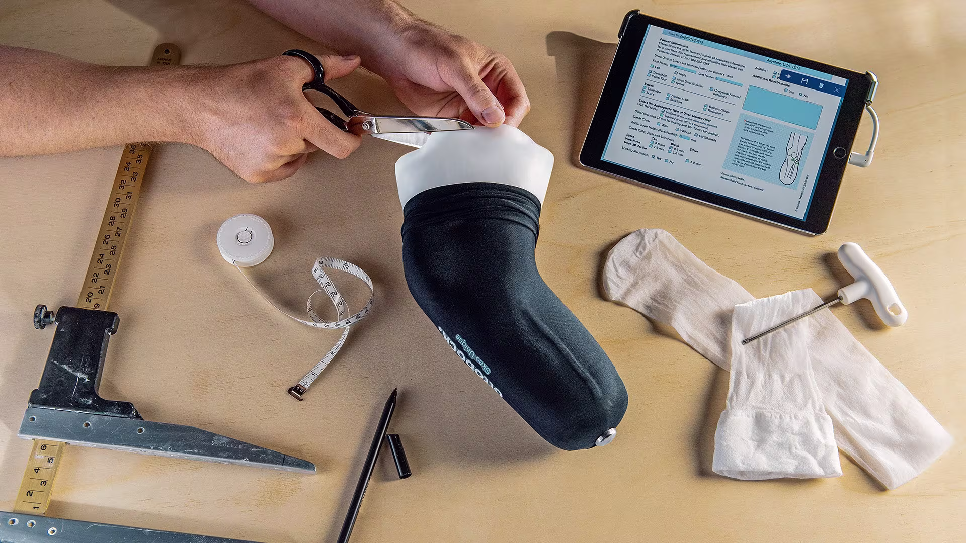 Custom Liners: Skeo Unique & Uneo Unique.