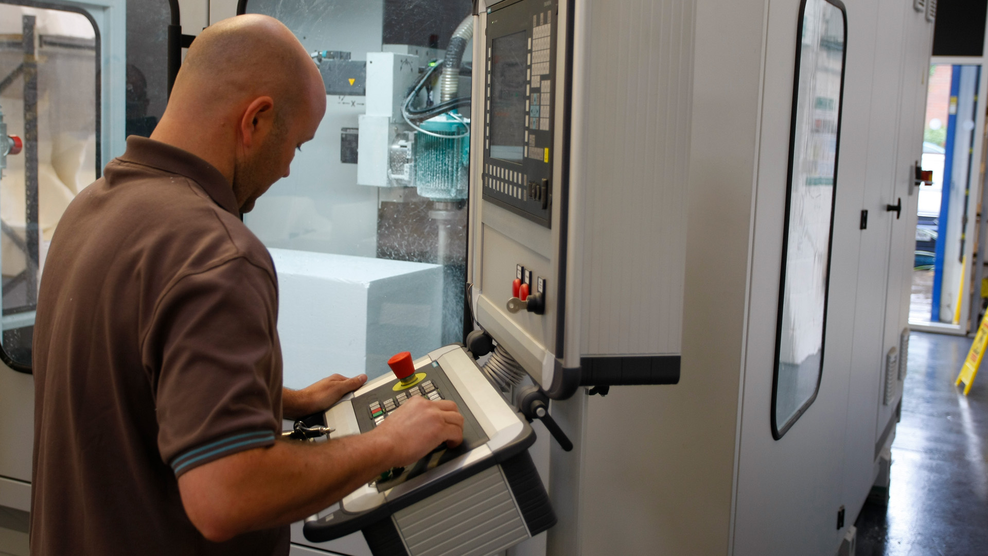 Carving Operator 169 4c