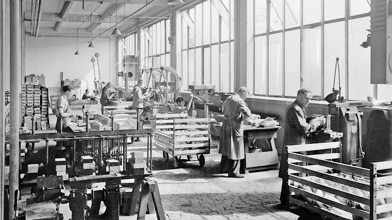 1946-Produktion_in_Halle_20_1950er--169-sw