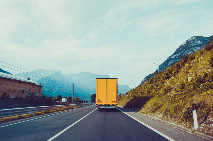 truck-vrachtwagen-cargo-vervoer-cabotage