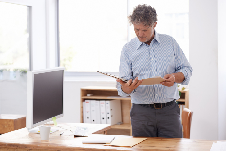 ondernemer-bestand-file-archief-dossierkantoor-papier