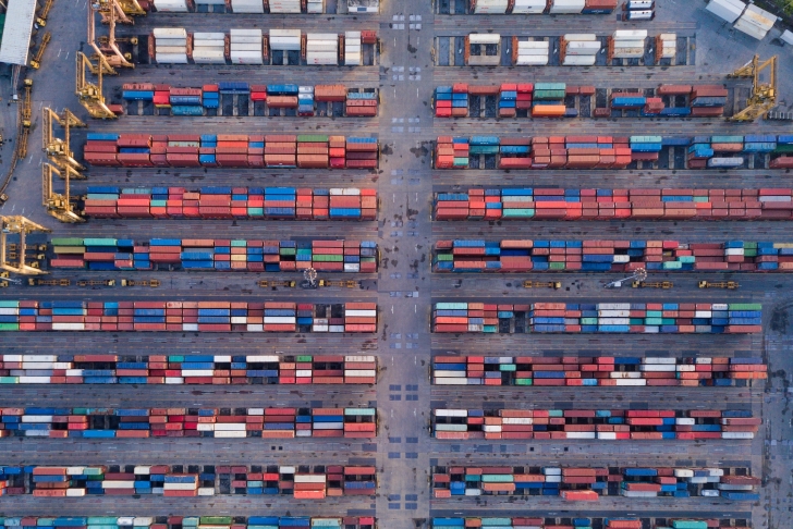 aerial-top-view-of-container-cargo-ship-in-the-export-and-import-business-and-logistics-international t20 eoxB3B