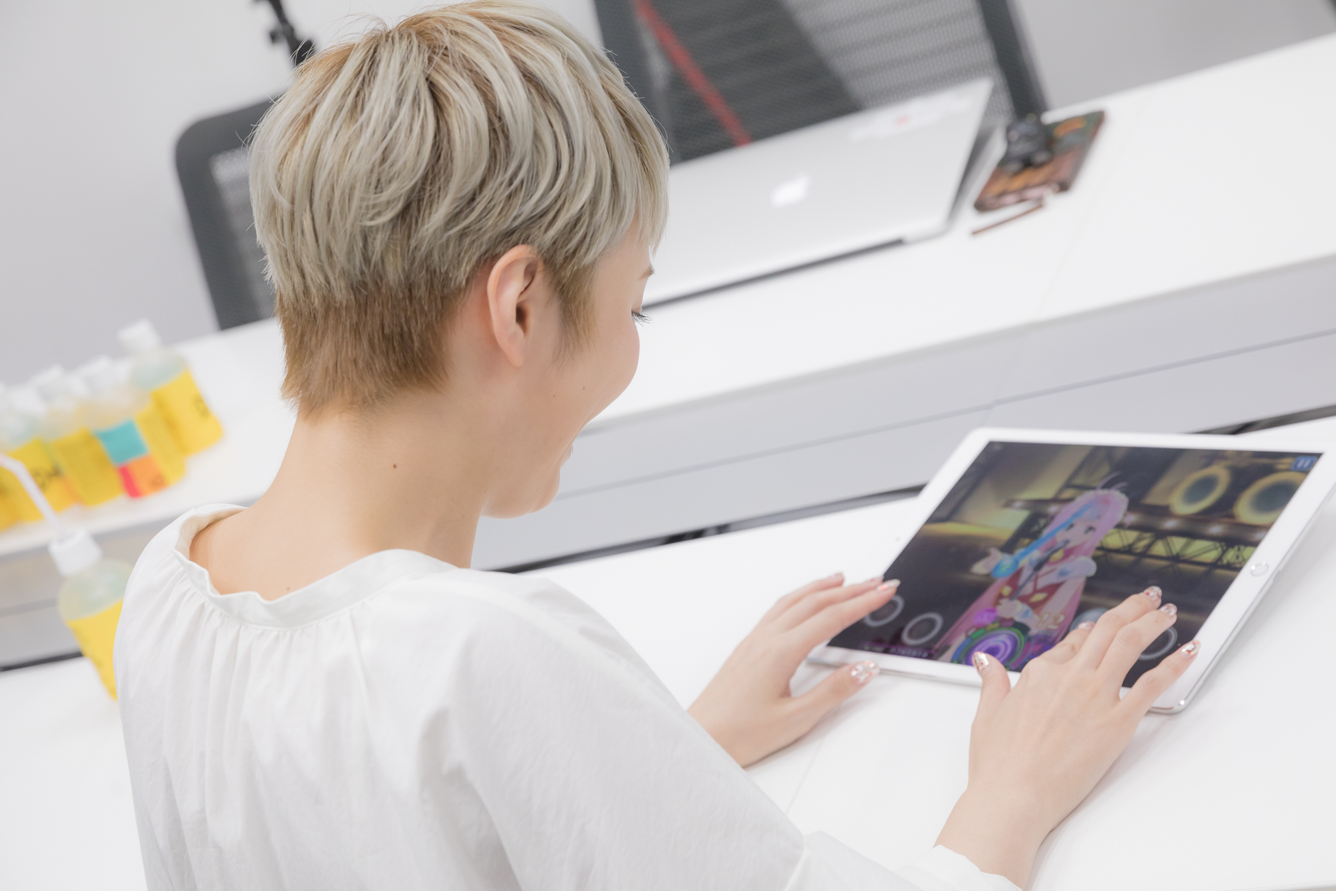 ミレーヌ ジーナス役 平野綾さんのインタビューを公開 歌マクロス スマホdeカルチャー公式サイト