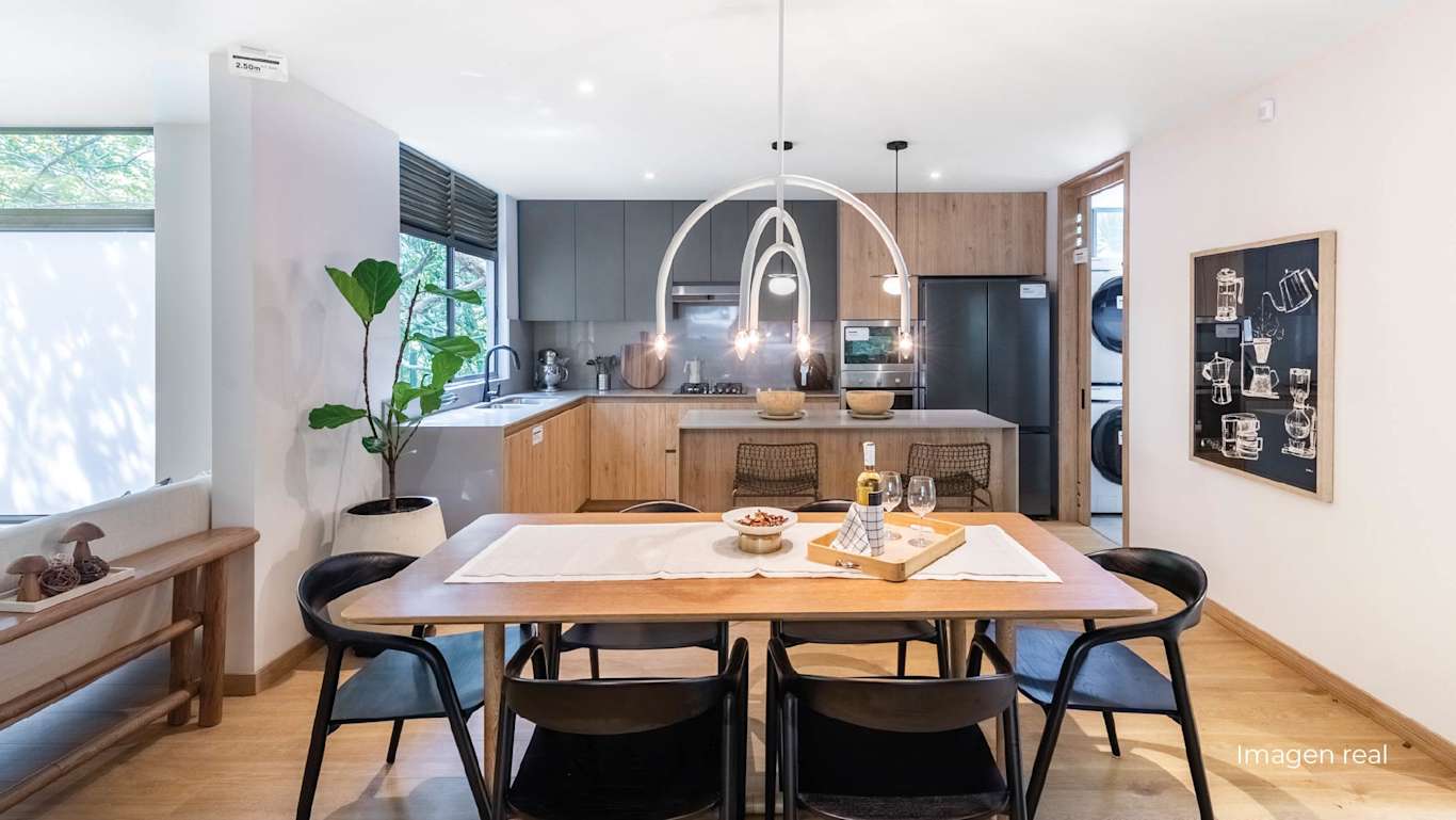 Pinot foto real comedor