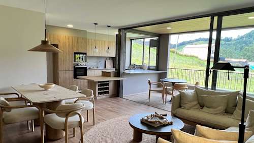 venta-casas-apartamentos-en-el-retiro 01
