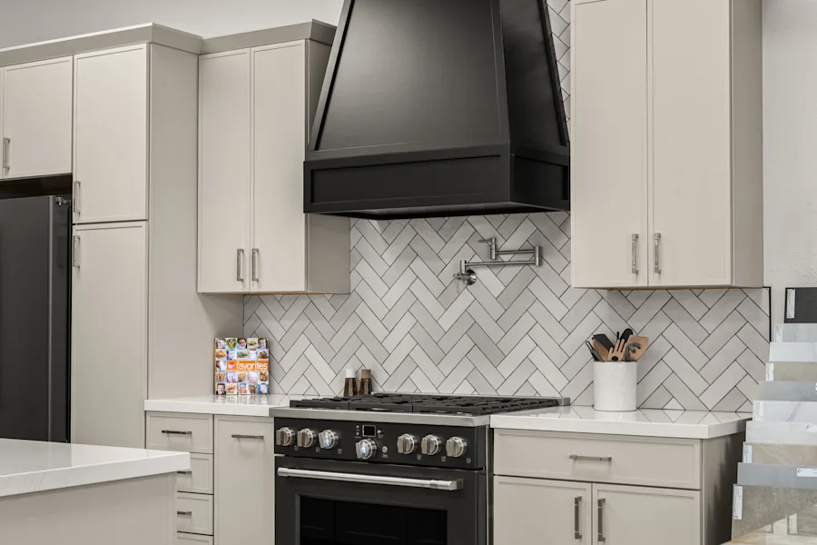 Kitchen vignette