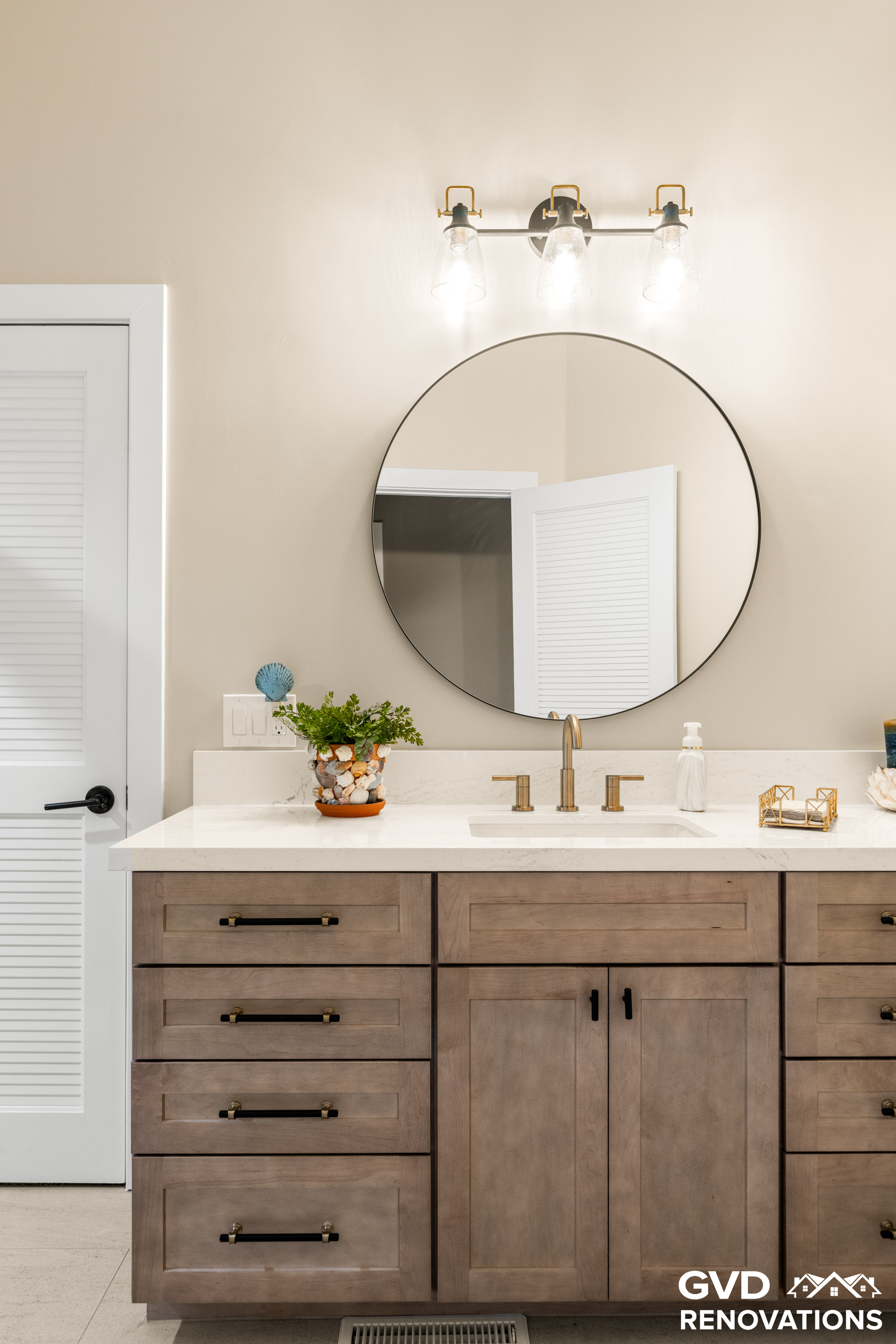 High-End Master & Guest Bath Transformation