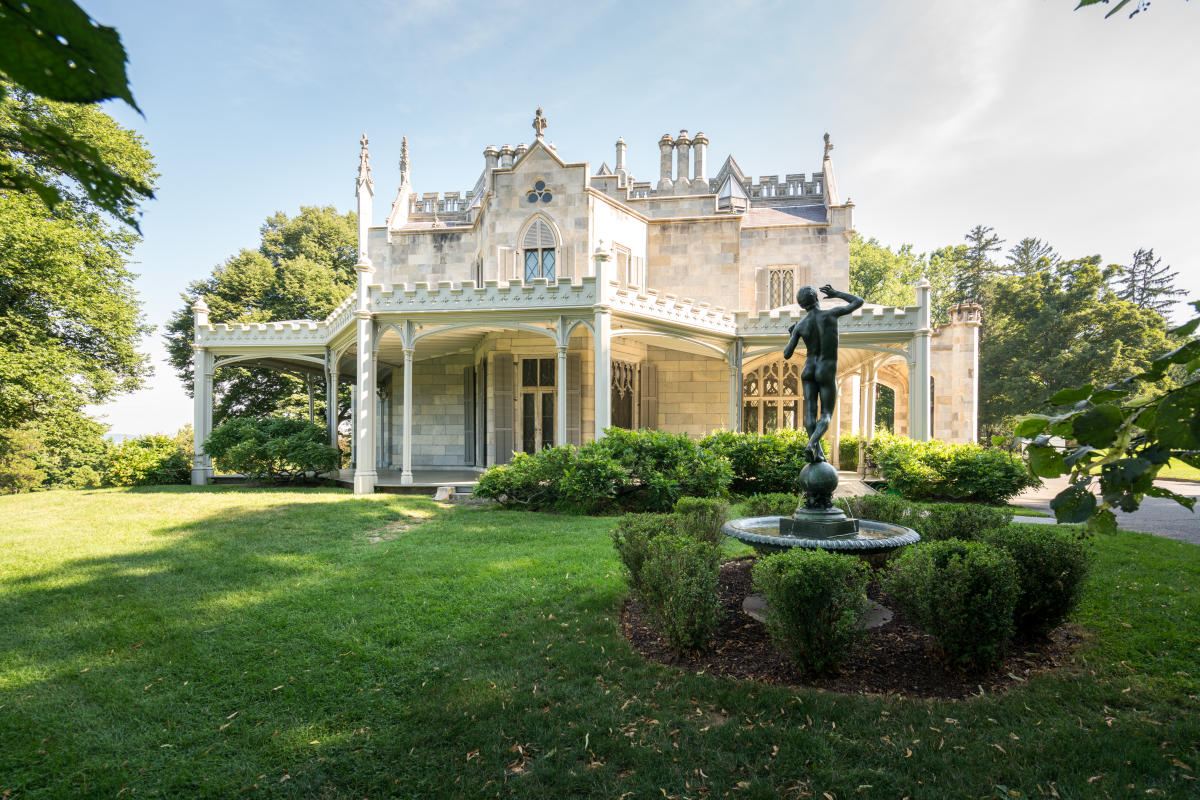 Lyndhurst Mansion's Eerie Allure in Tarrytown, NY