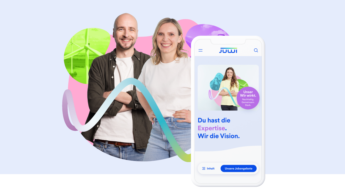 Case | JUWI EB | Stage Desktop Mann und Frau vor einem bunten Hintergrund und einem Handy mit demText „Du hast die Expertise. Wir die Vision“