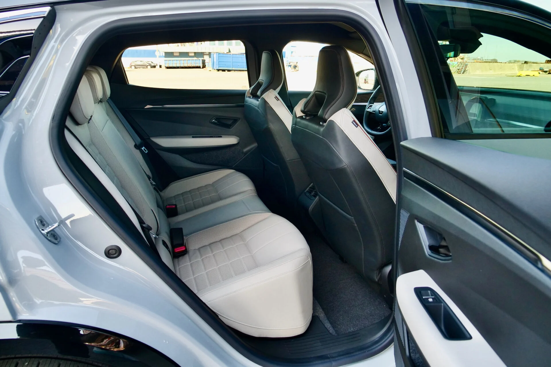 TEST Renault Megane E-Tech Electric 60 220 77960