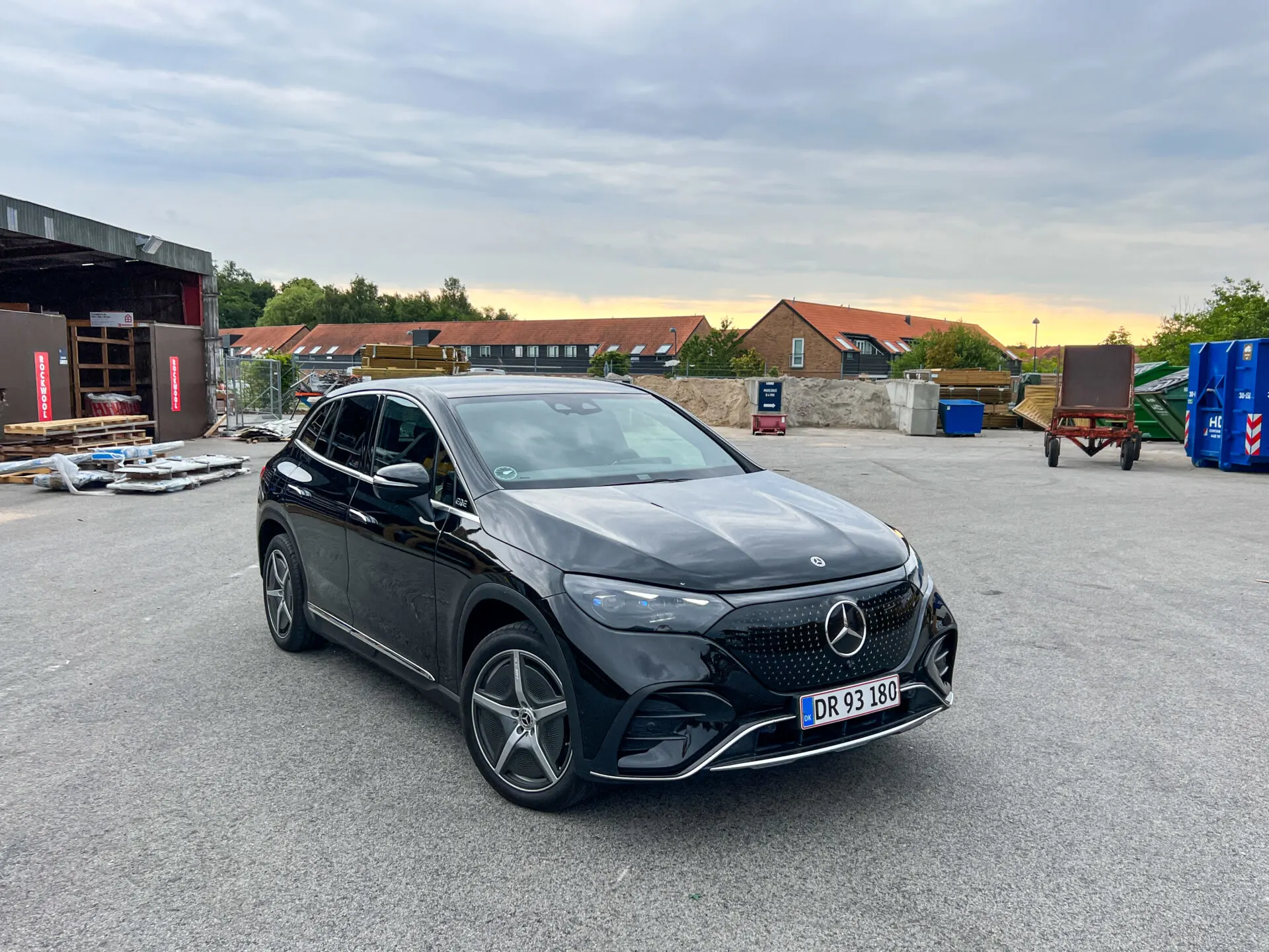 Mercedes EQE SUV-36