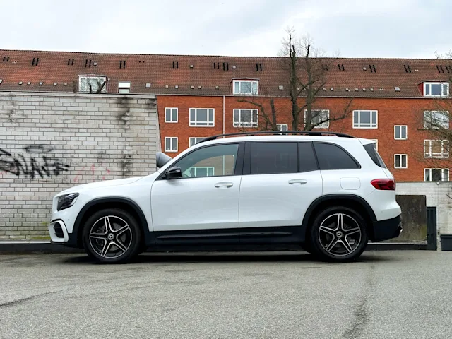 Test: Opdateret Mercedes-Benz GLB med plads til både børn og betjente