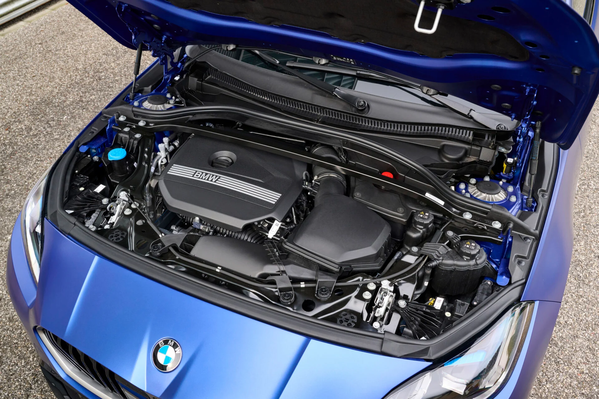 083 BMW 120