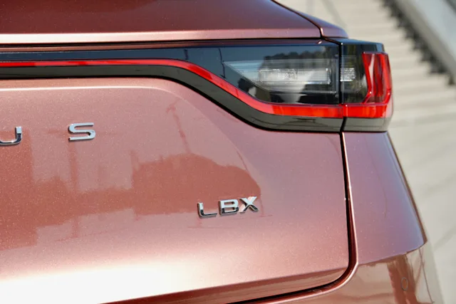 Test: Lille, lækker, luksuriøs Lexus - Bilbasen Blog