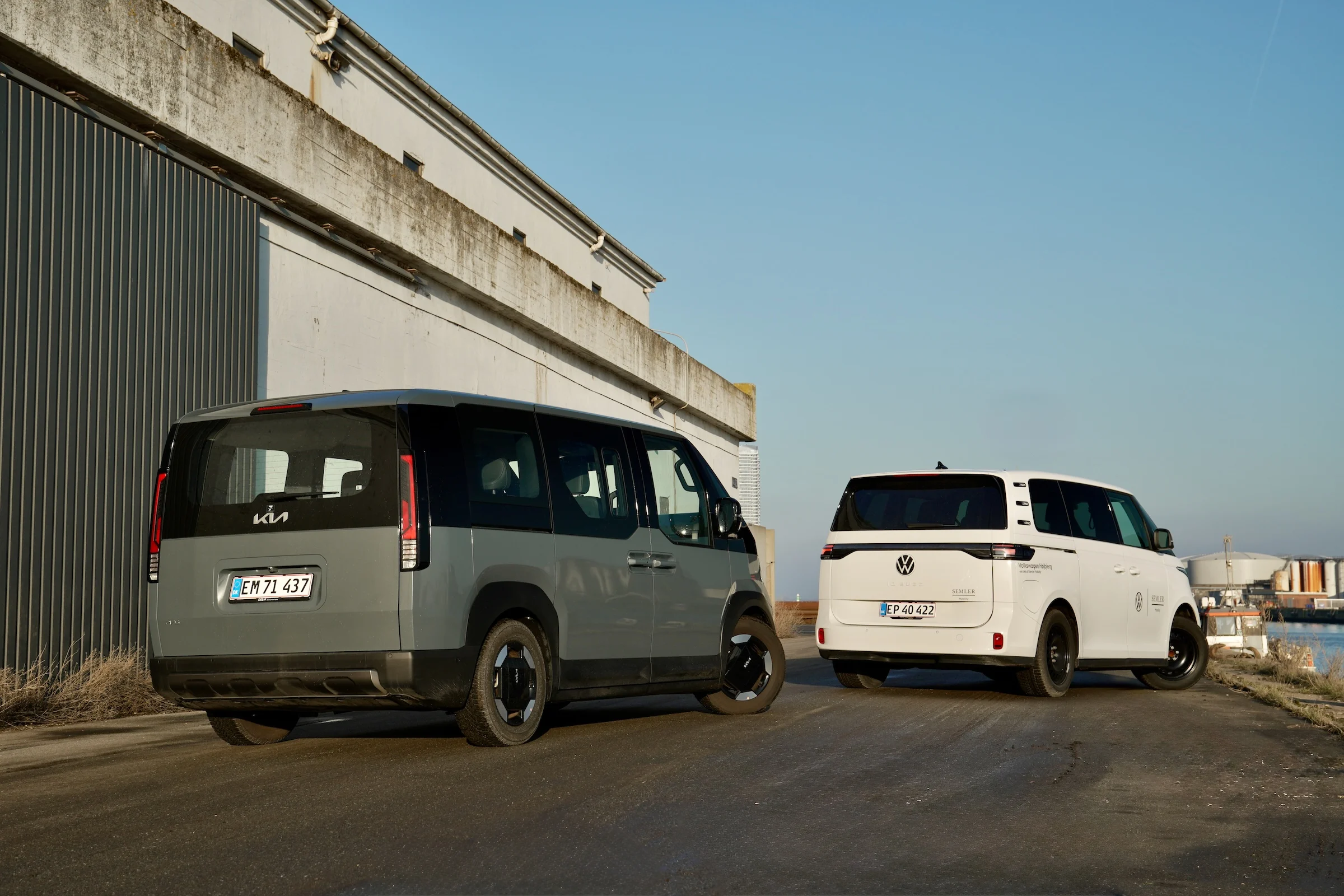 DUEL Kia PV5 Pass vs VW ID. Buzz 744