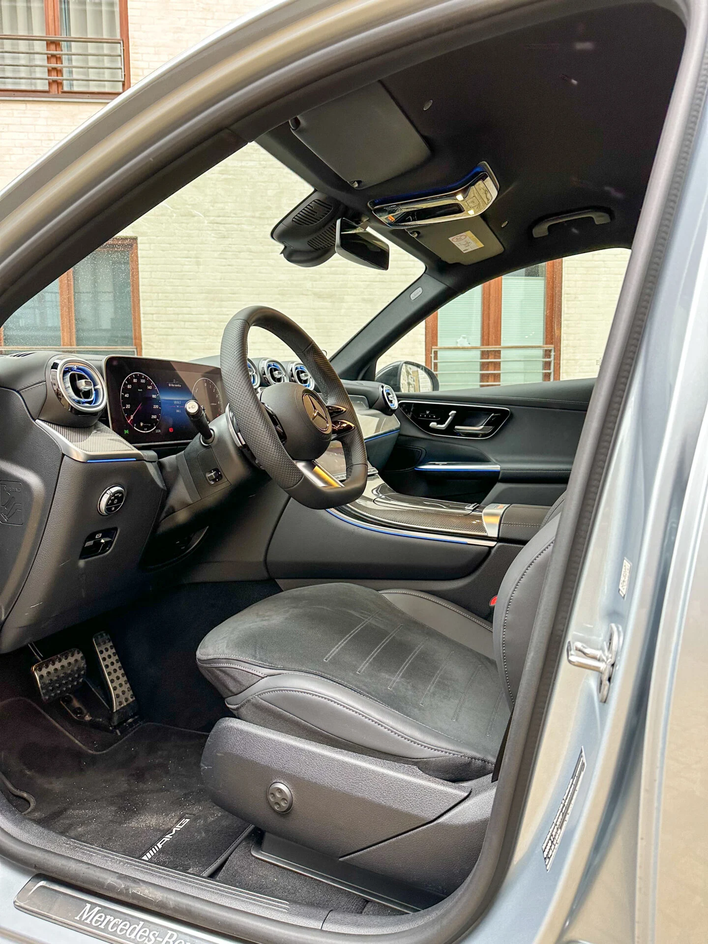 Mercedes-Benz GLC 300de-23