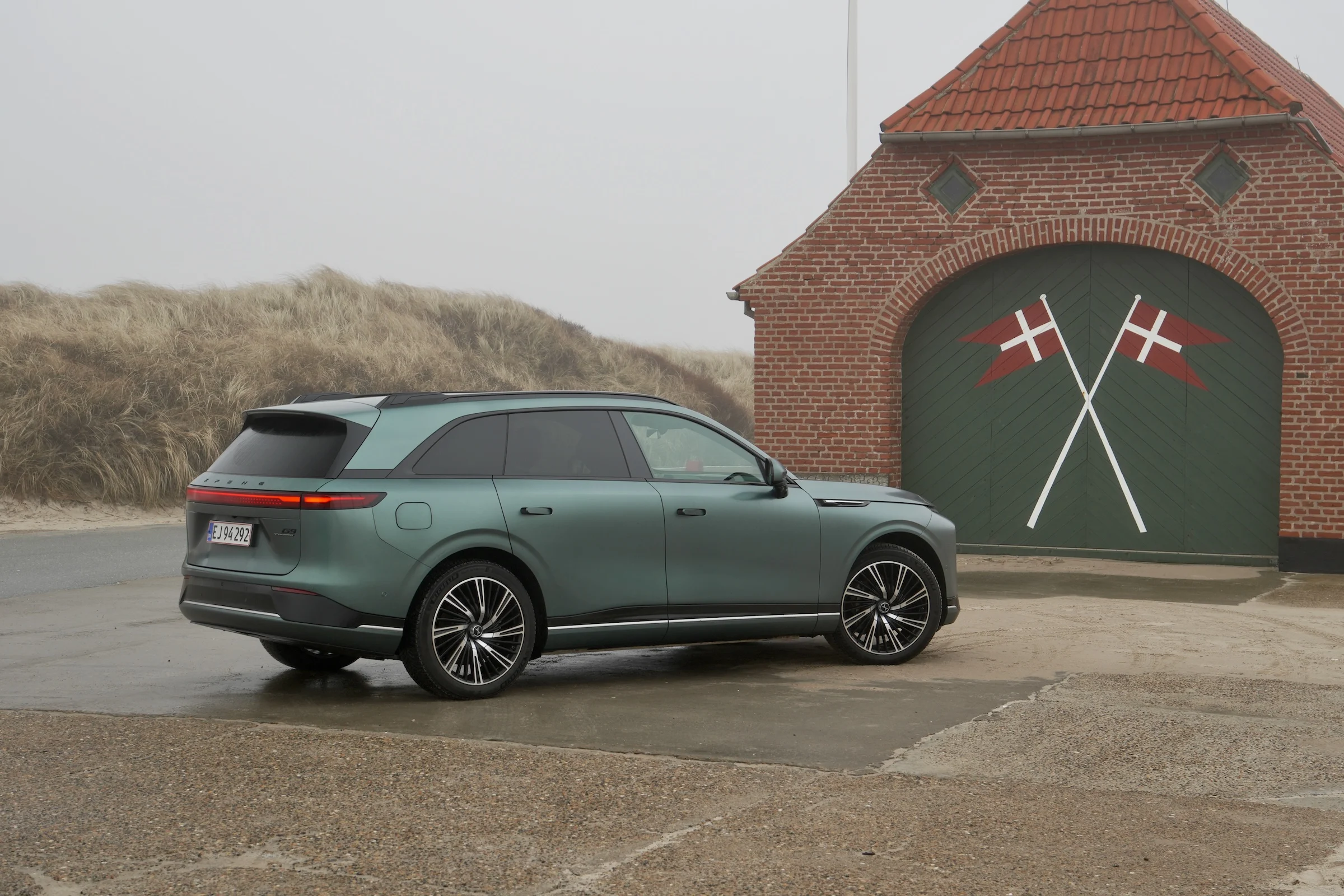 Test XPeng G9 Performance MBB 852