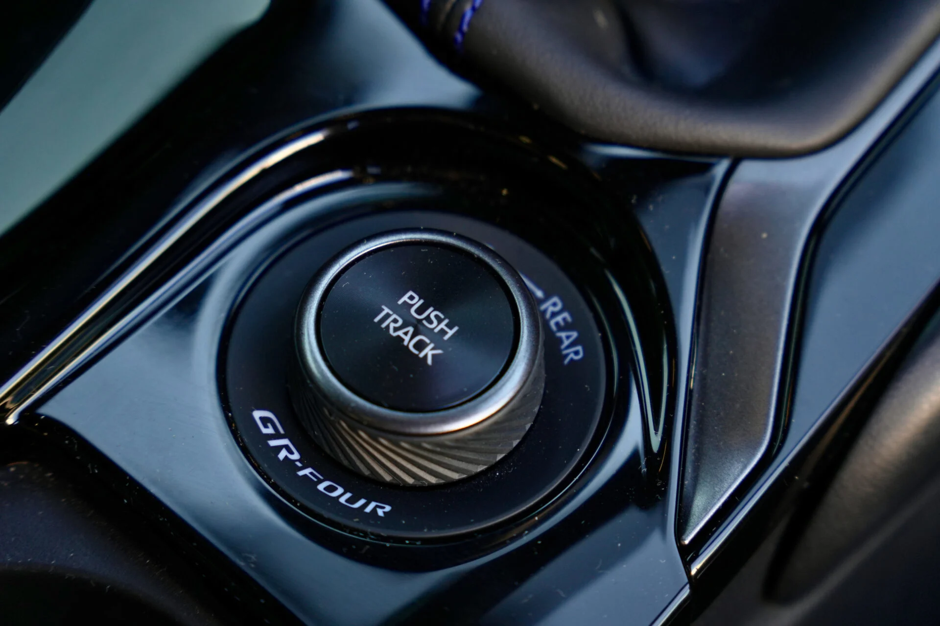 TEST Toyota GR Corolla MBB 5740