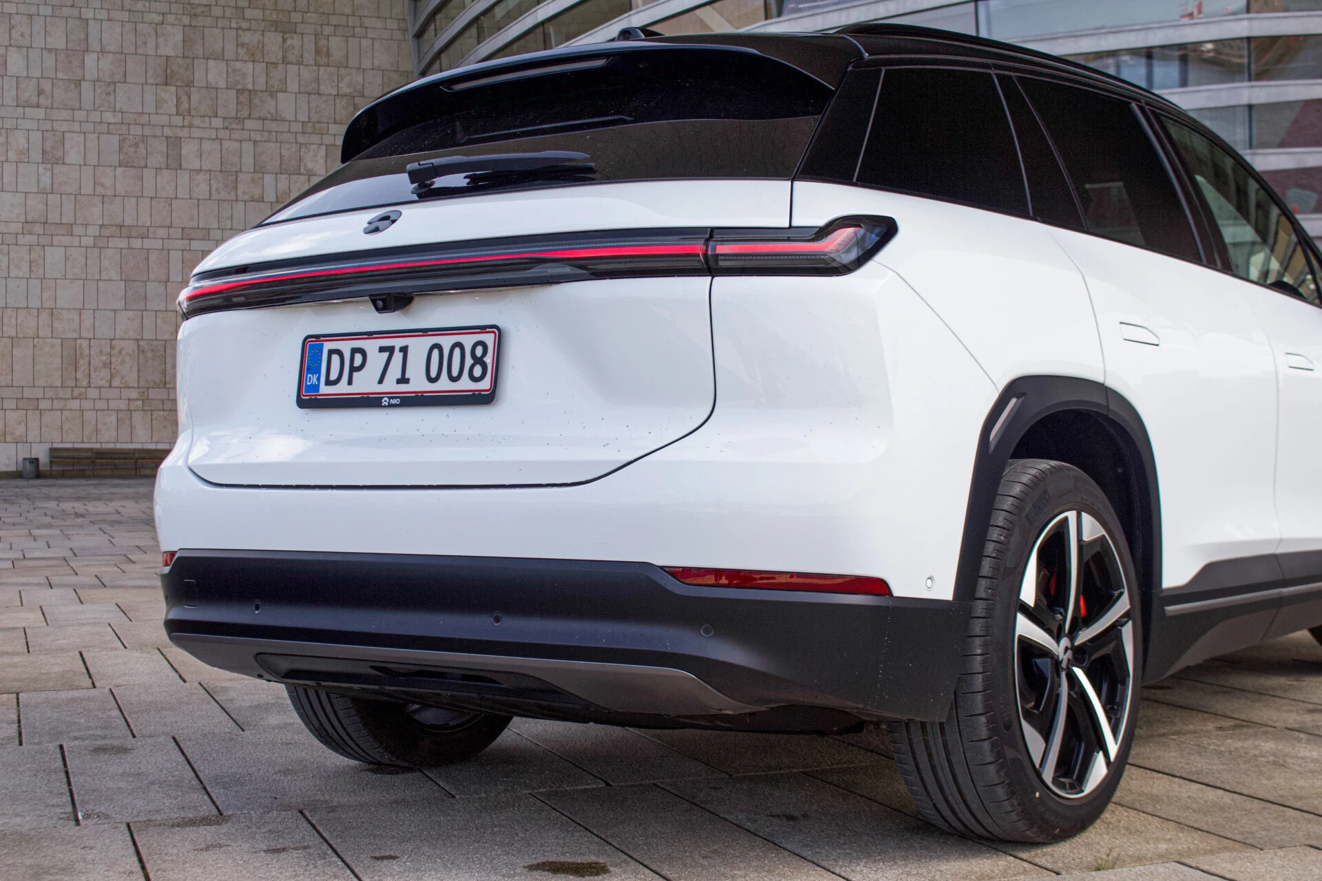 NIO EL7-28