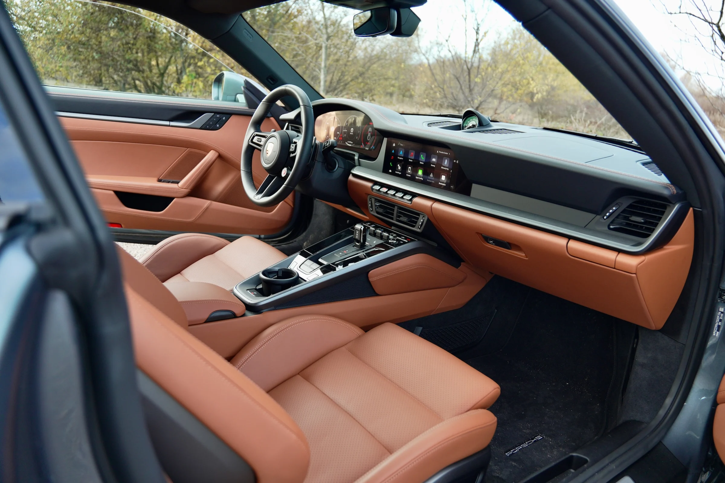 TEST Porsche 911 Carrera 787