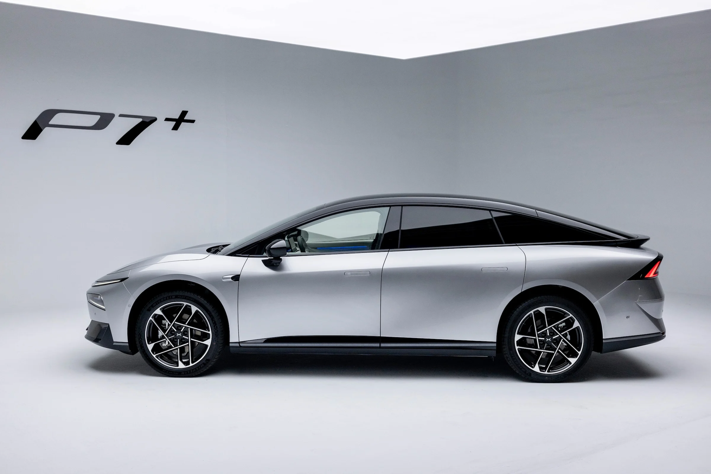 XPeng P7+ 908-opq4129841176