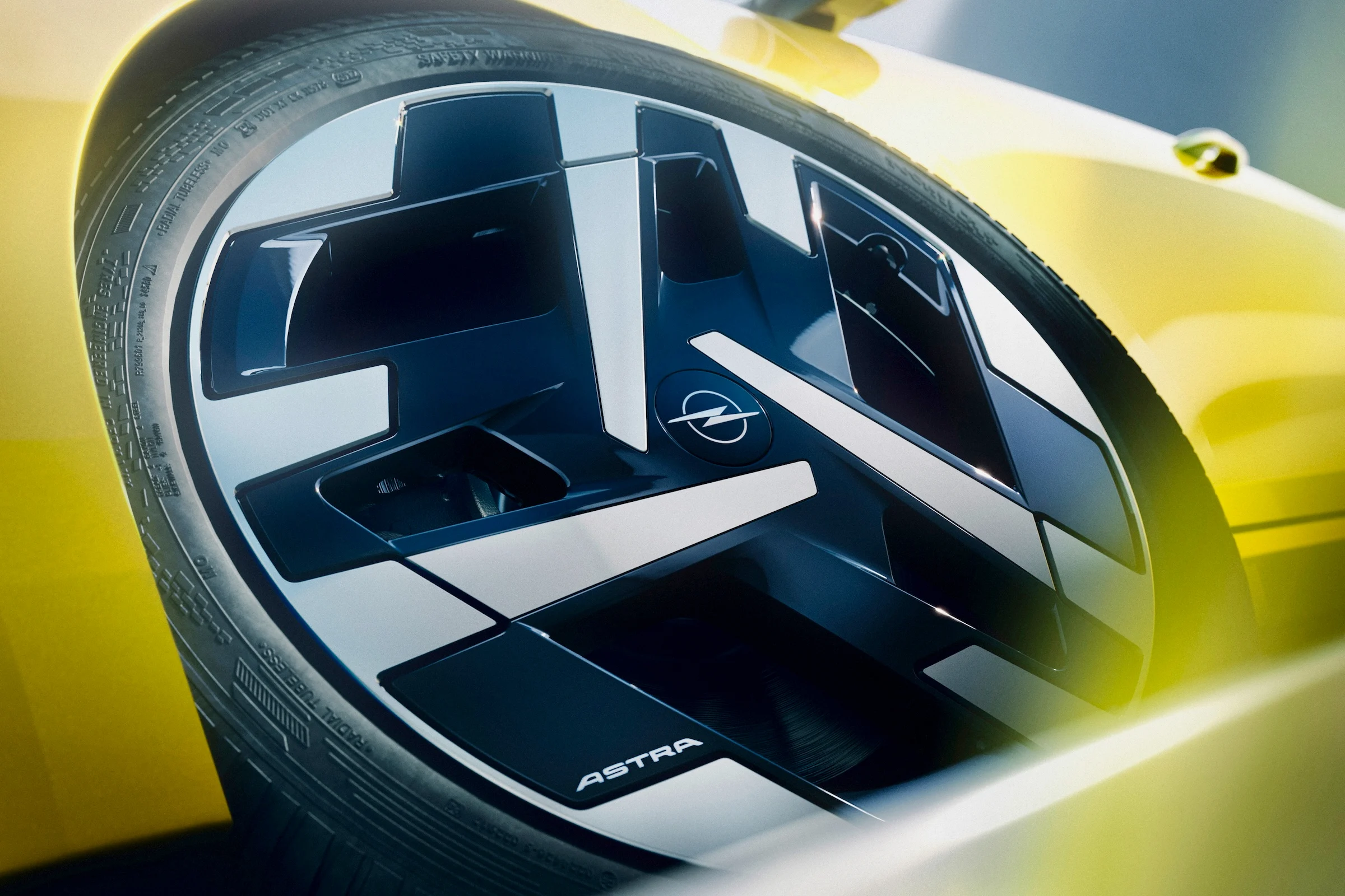 09 Opel Astra 529085