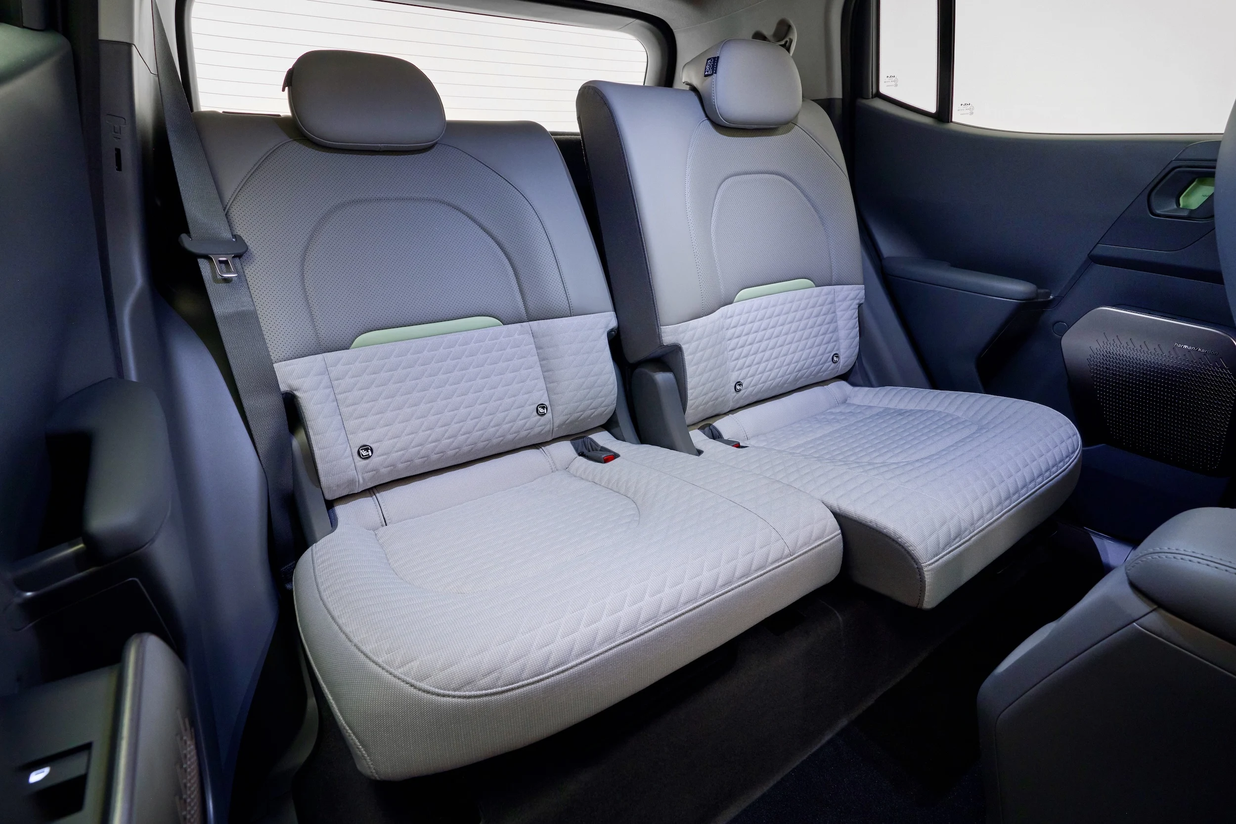 kia-ev2-frost-blue-interior-4-seater-highres-009