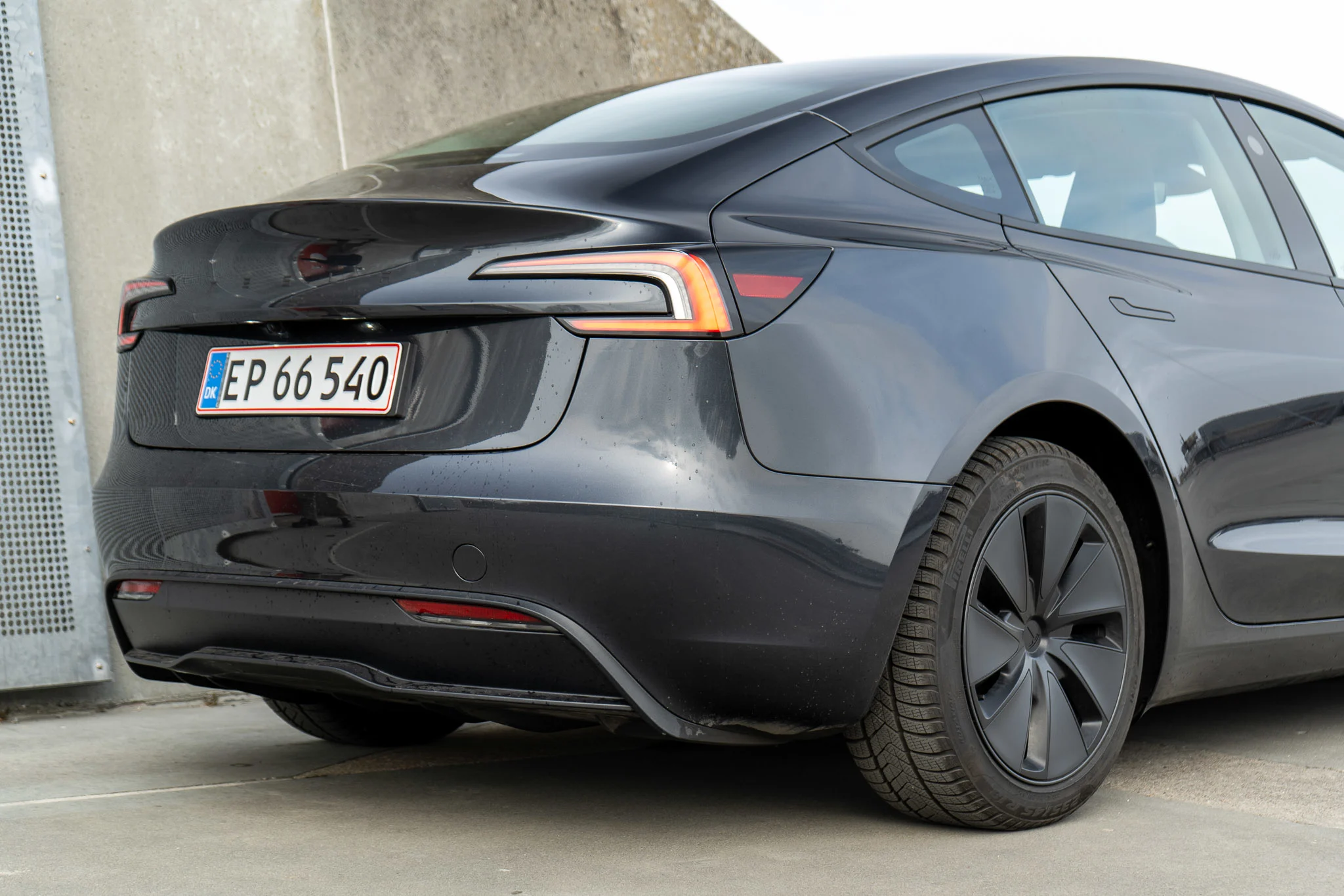 Tesla Model 3 RWD-26