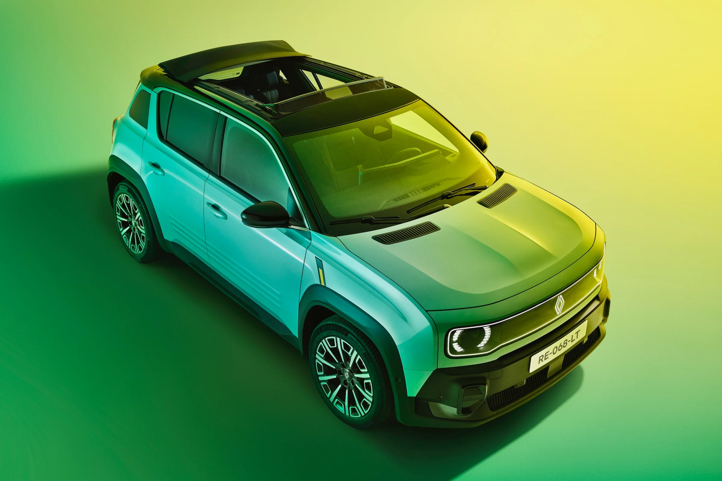 Renault-4-E-Tech-electric-kopi 3