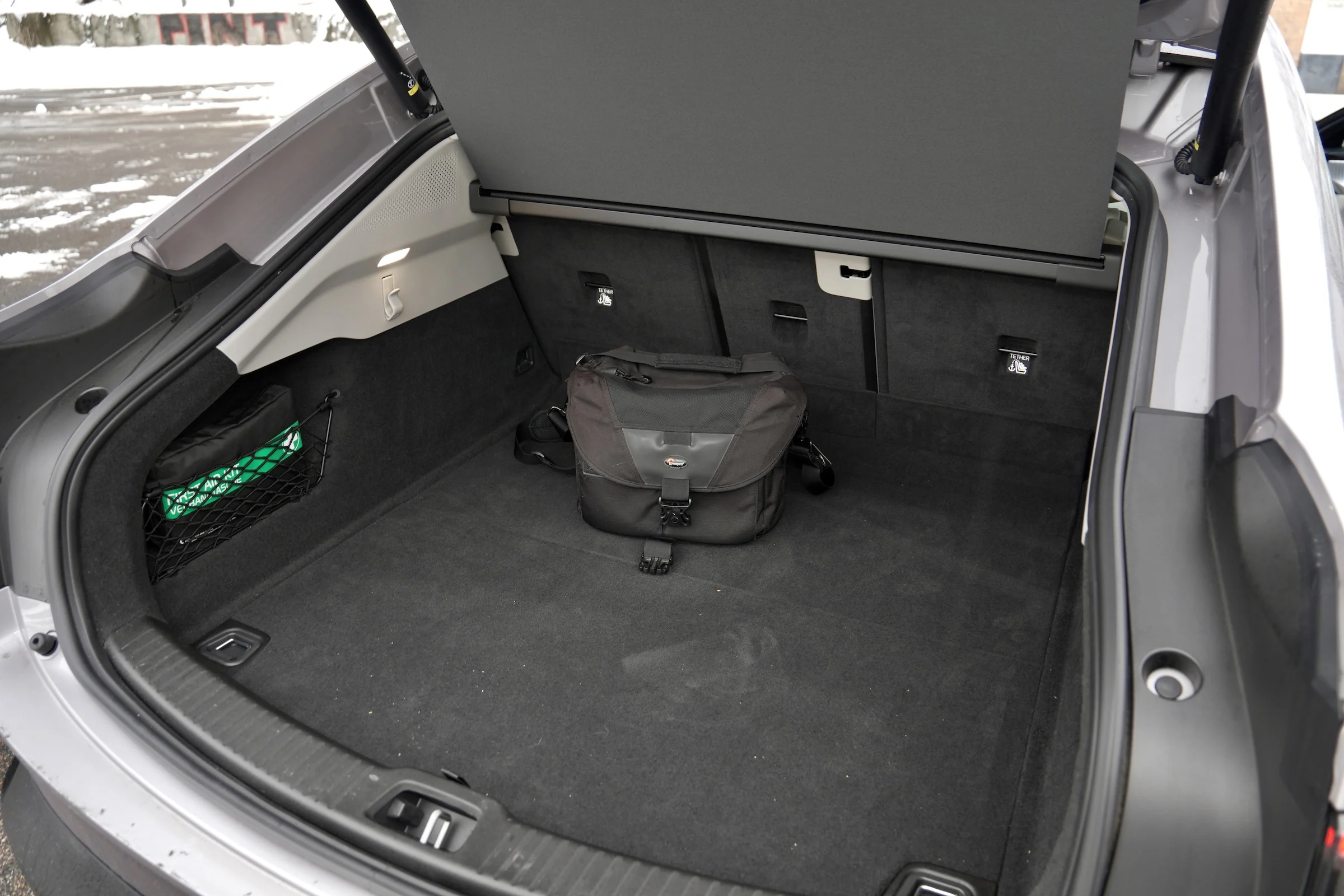 TEST Volvo ES90 RWD MBB 461