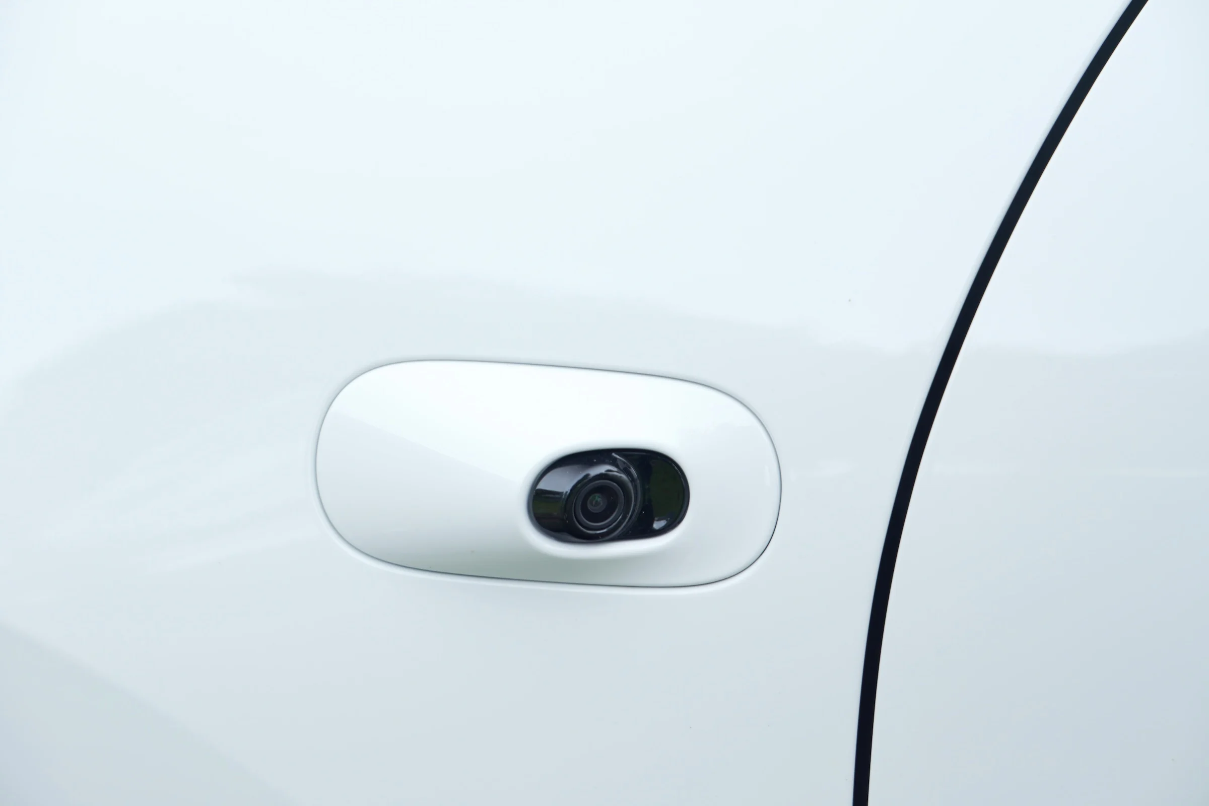 DUEL Firefly vs Renault 5 52 MBB 880