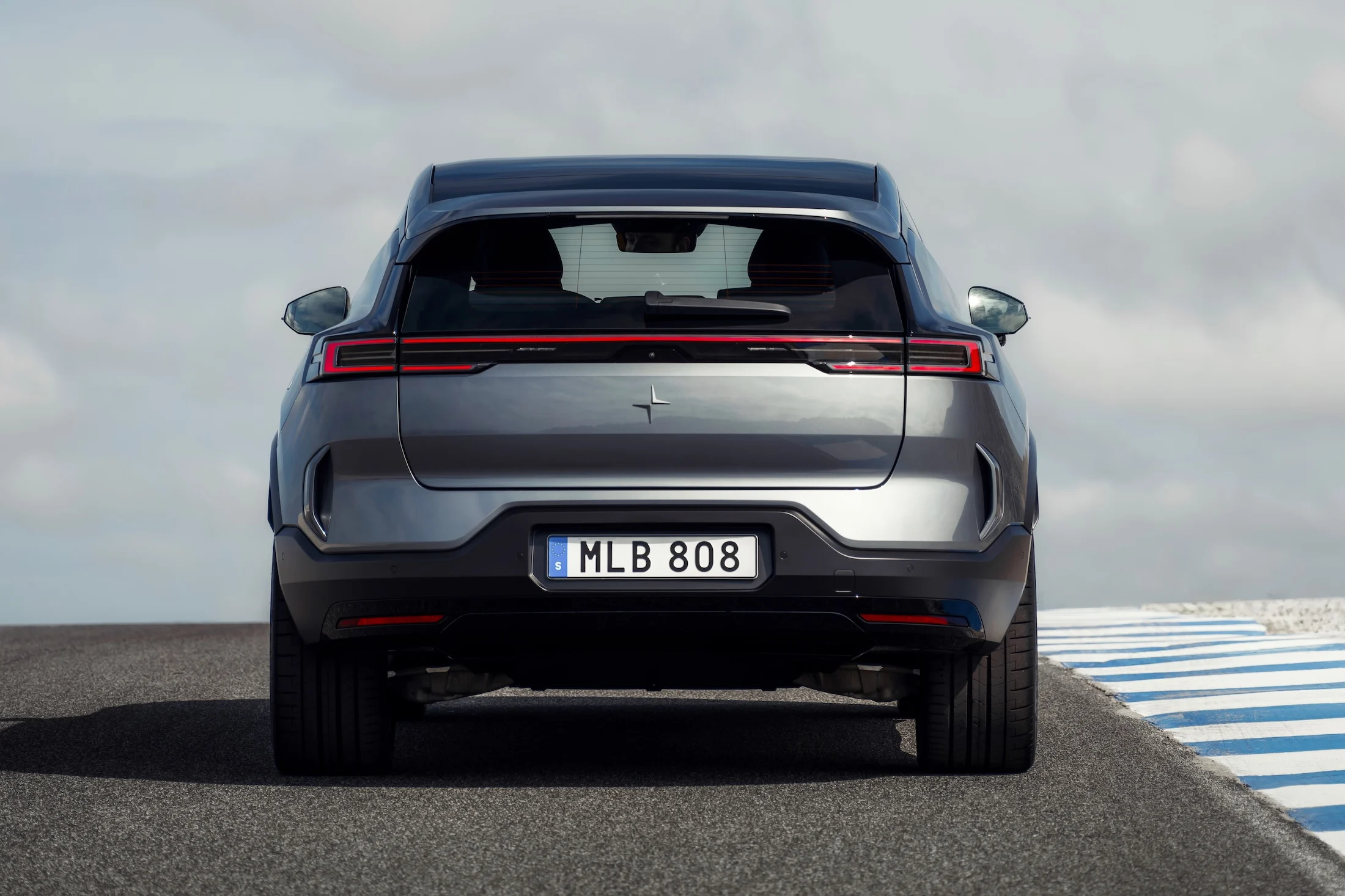 693779 20251001 Polestar 3 Model Year 2026