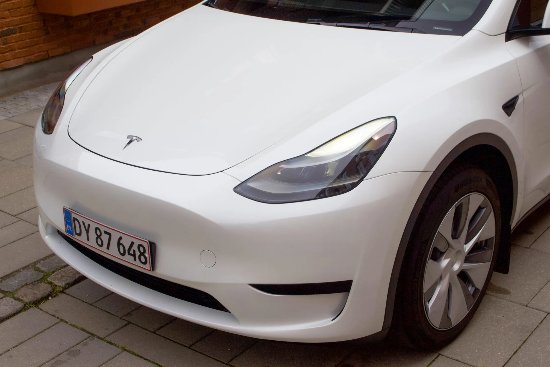 Tesla Model Y LR RWD-28