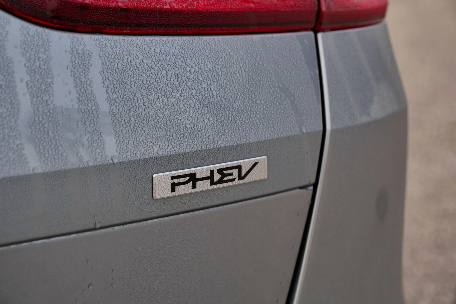 Bilbasen DUEL Kia Ceed SW PHEV vs Suzuki Swace Hybrid9729