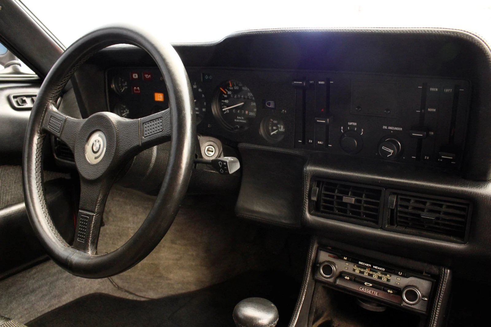BMW M1 (11)