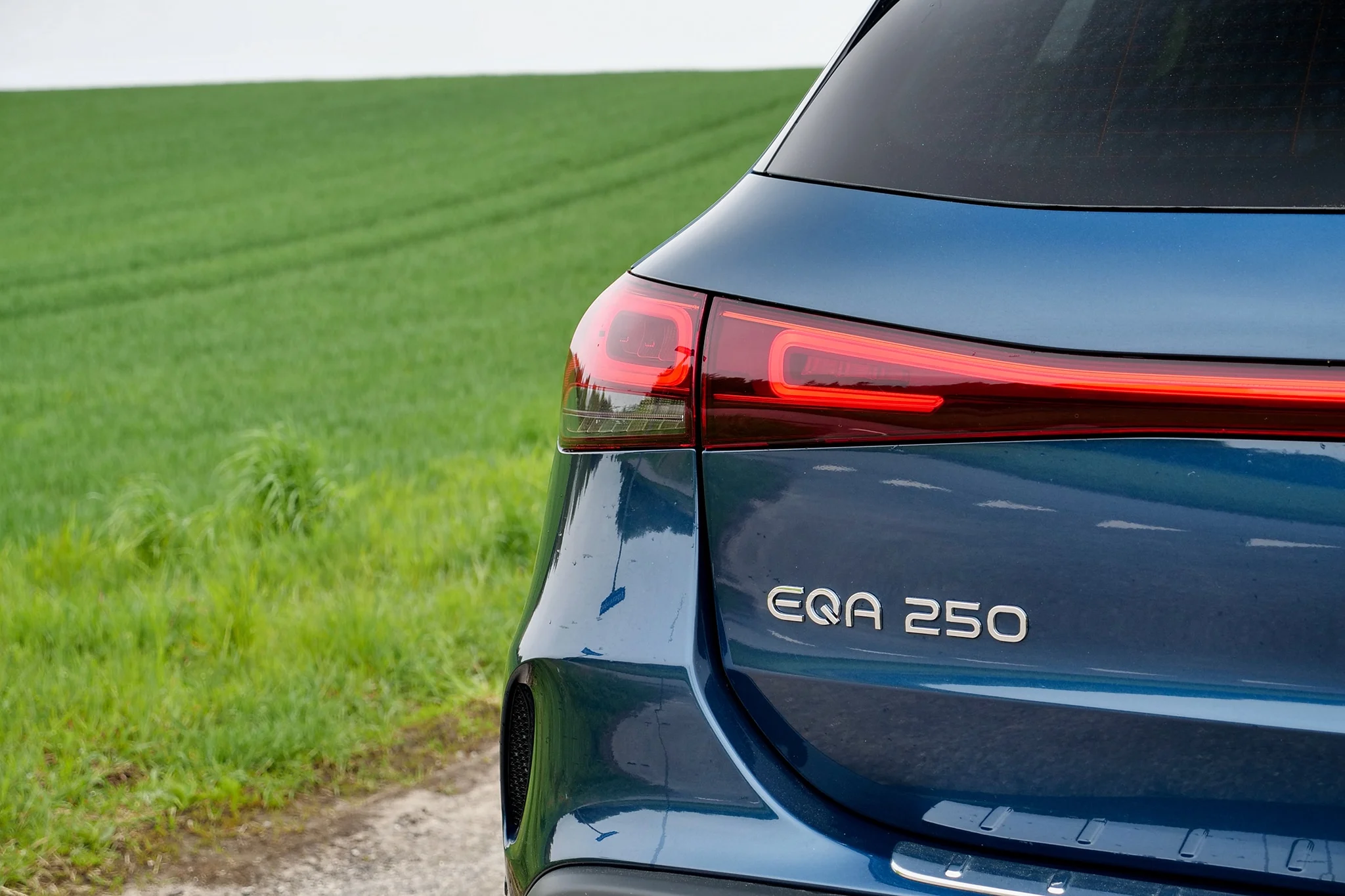 Mercedes-Benz EQA 250 &#8211; Eksteriør (8)