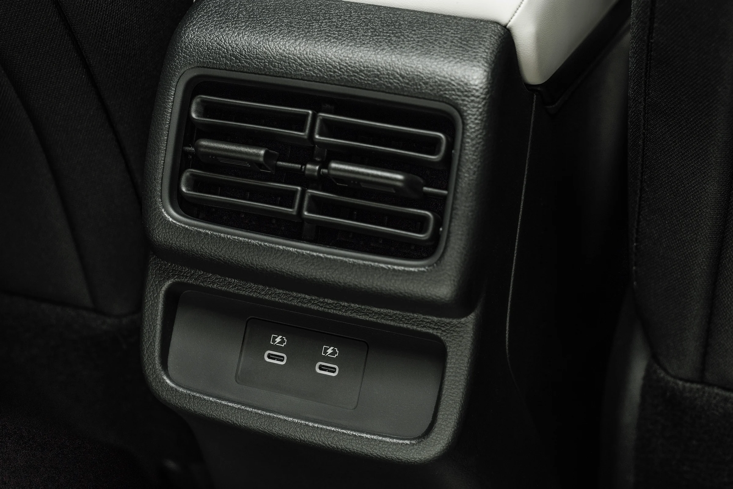 Nissan LEAF067