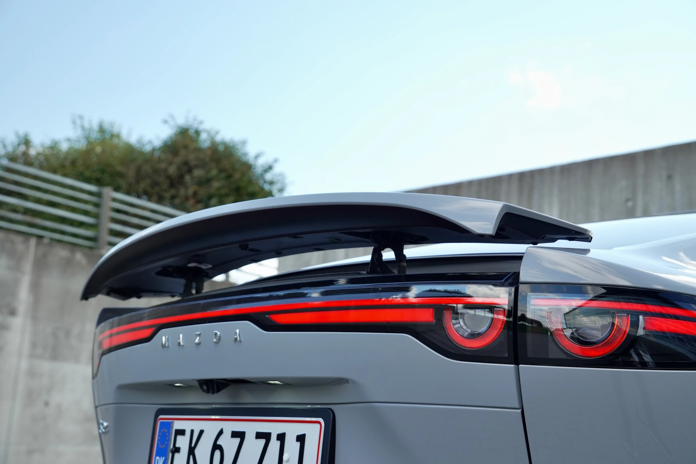 STORTEST Mazda 6e Tesla Model 3 VW ID.7 MBB5314