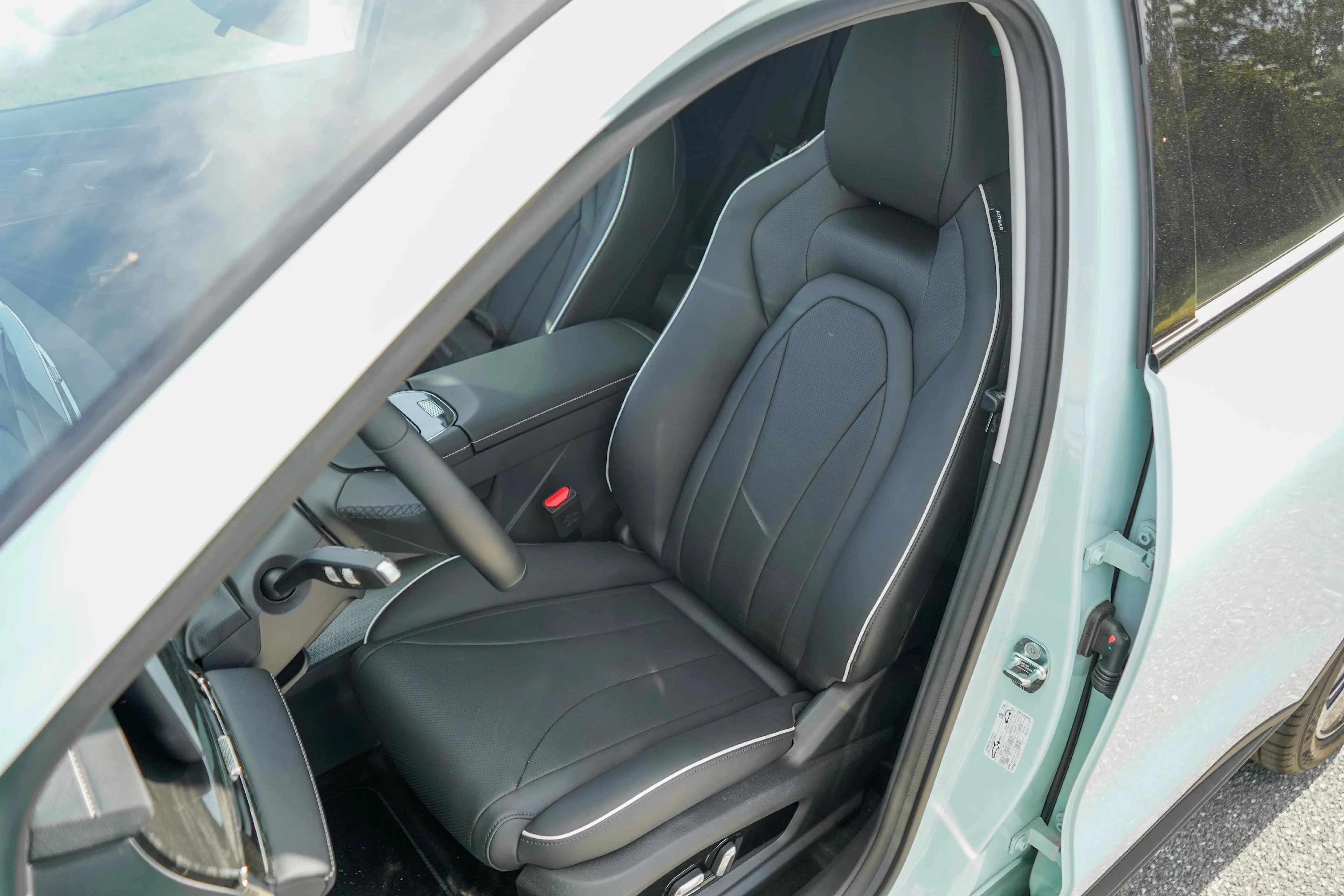 Omoda 5 EV-11